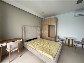 Căn Hộ Dịch Vụ Có Ban Công Full Nội Thất gần Vạn Phúc City