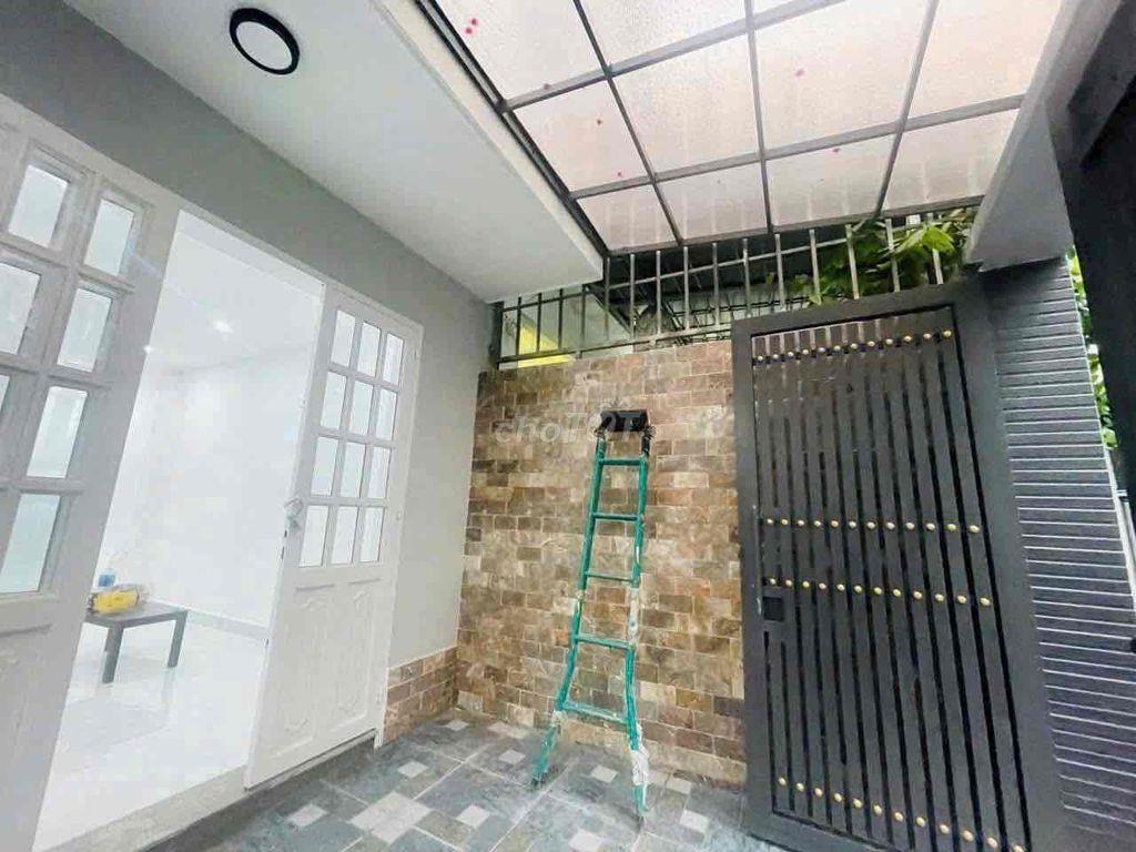 Nhà 1 trệt 1 lầu 3PN mới tinh tại đường số 3 Trường Thọ Thủ Đức