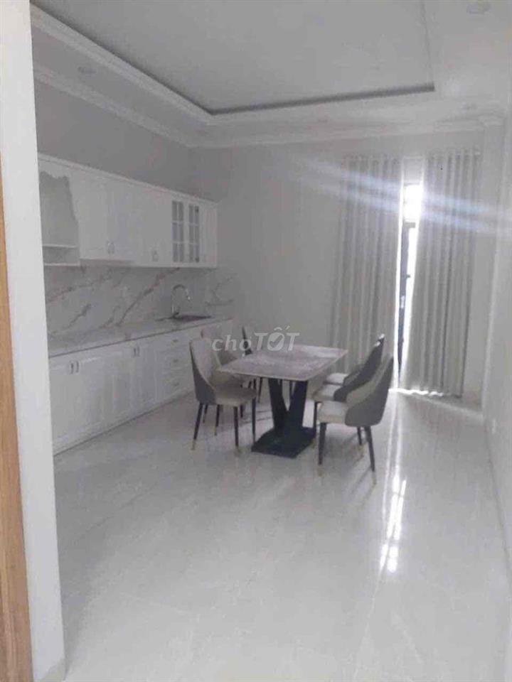 Nhà 1 trệt 1 lầu 3PN mới tinh tại đường số 3 Trường Thọ Thủ Đức