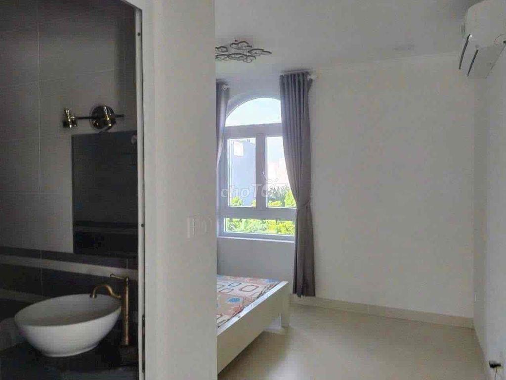 Biệt Thự 1T2L 8x20m gồm 4 phòng  KDC Khang Điền Q.9 gần Đỗ Xuân Hợp