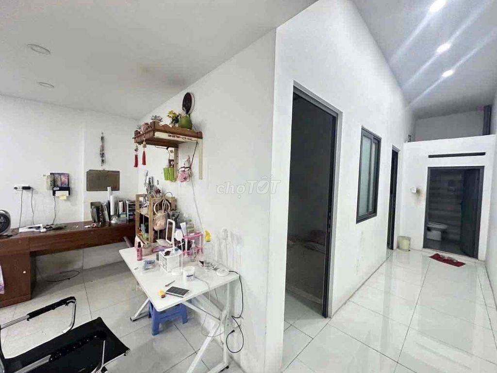 Bán nhà 1 trệt 1 lững Mặt tiền đường Tân Hoà 2 gần Man Thiện, DT 96m2