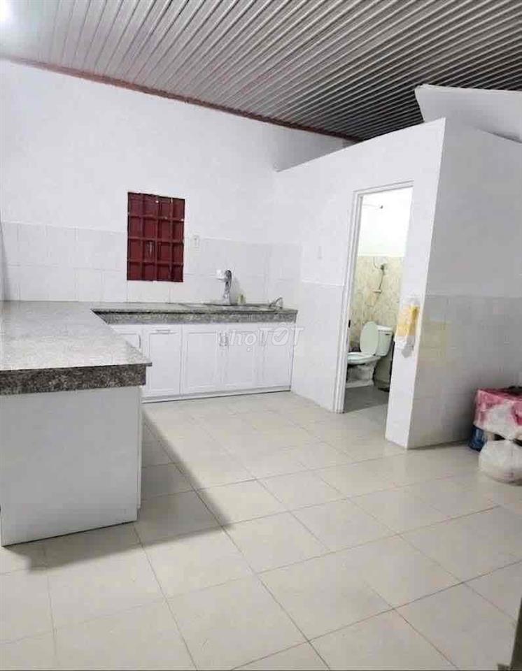 Nhà 1 trệt 1 lầu 3PN 2WC hẻm tại đường số 9 Gần Phạm Văn Đồng