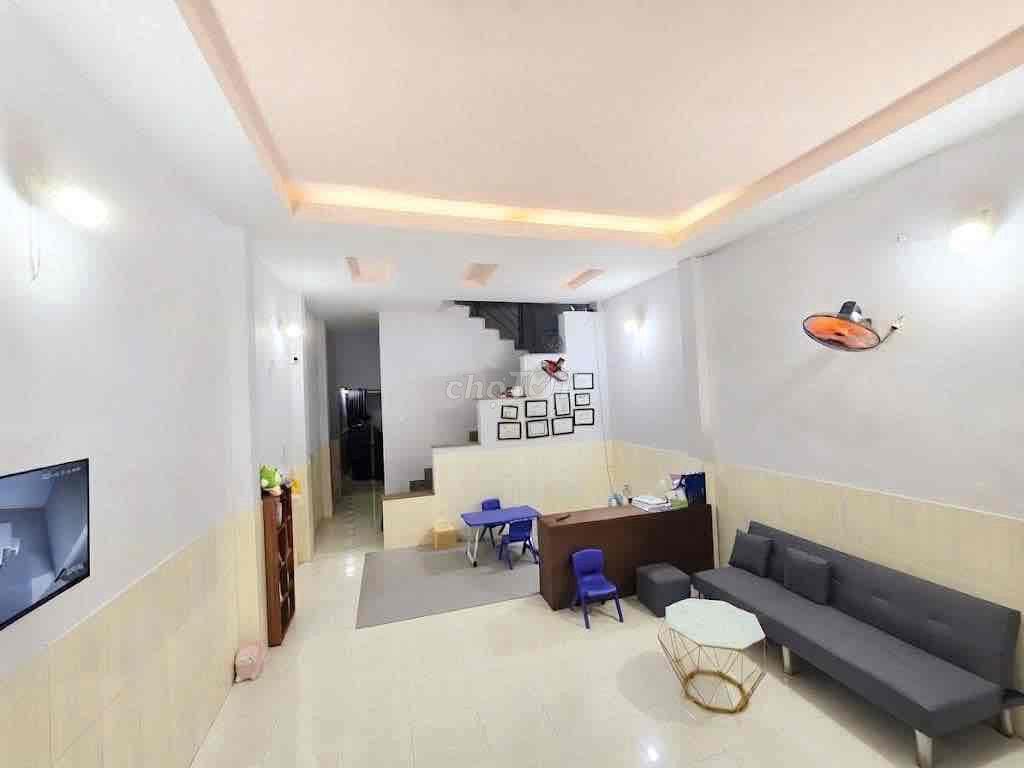 Nhà 1 trệt 1 lầu 3PN 2WC hẻm tại đường số 9 Gần Phạm Văn Đồng