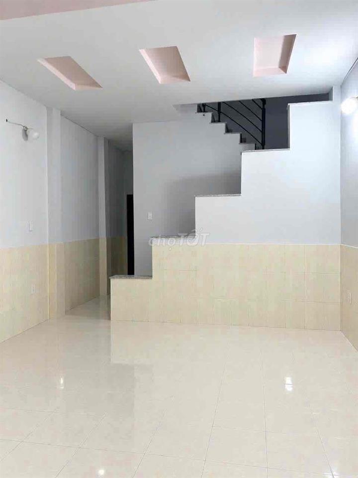 Nhà 1 trệt 1 lầu 3PN 2WC hẻm tại đường số 9 Gần Phạm Văn Đồng