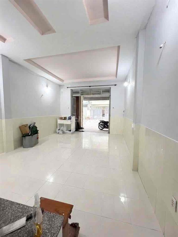 Nhà 1 trệt 1 lầu 3PN 2WC hẻm tại đường số 9 Gần Phạm Văn Đồng