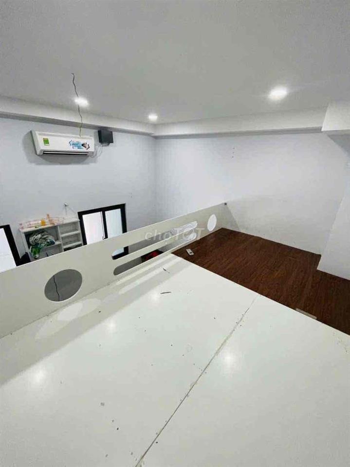 Cho thuê phòng sẵn máy lạnh, sạch sẽ thoáng mát tại đường 160