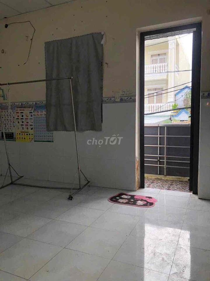 Nhà 1 trệt 1 lầu 2PN  Mặt tiền đường gần Lã Xuân Oai  Q.9