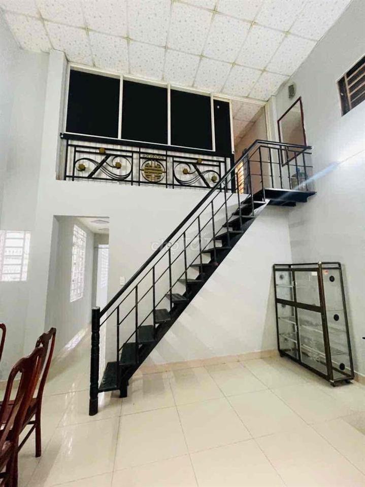 Nhà 1 trệt 1 lững 2PN diện tích 5x16m tại đường 9 gần Kha Vạn Cân
