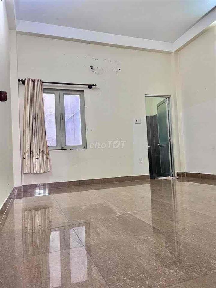 Nhà 1 trệt 2 lầu 4PN 5WC hẻm xe hơi gần chợ Hiệp Bình Thủ Đức