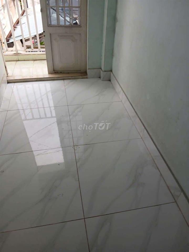 Cho thuê nhà nguyên căn cách Vincom thủ đức Võ Văn Ngân 600m
