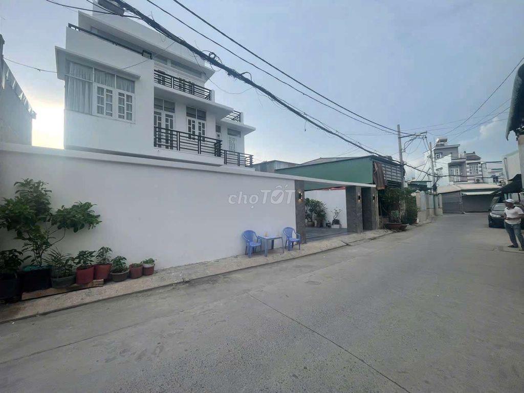 Cho thuê biệt thự Đường Nguyễn Văn Tạo Nhà Bè