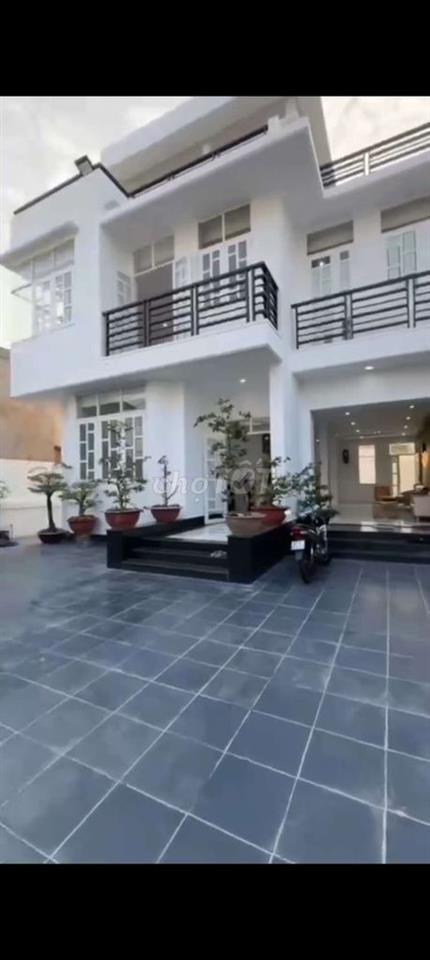 Cho thuê biệt thự Đường Nguyễn Văn Tạo Nhà Bè