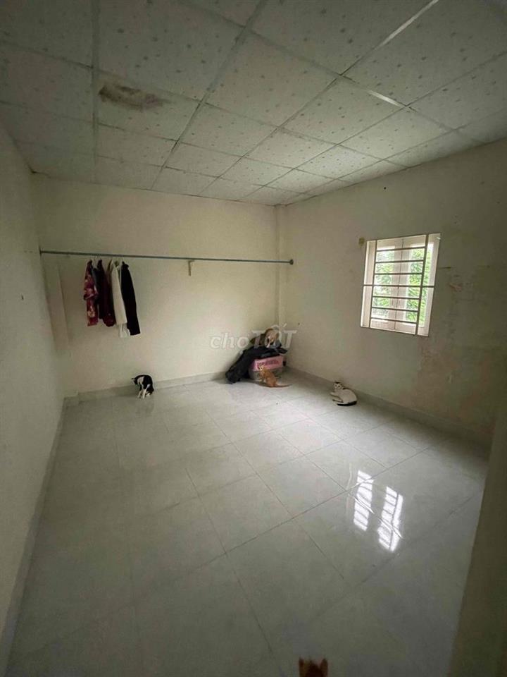 🏠 CHO THUÊ NHÀ NGUYÊN CĂN SÂN RỘNG– TRƯỜNG LƯU, P. LONG T