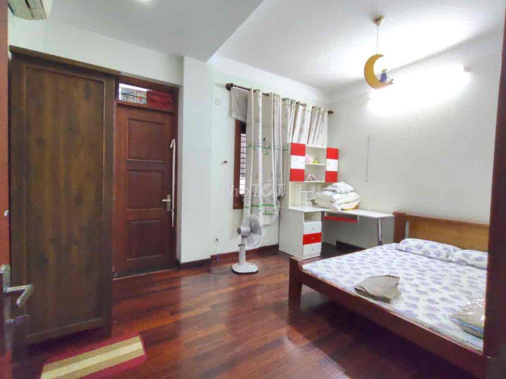 CHO THUÊ BIỆT THỰ 8x18 NGAY TRUNG TÂM HOÀNG DIỆU 2, THỦ ĐỨC