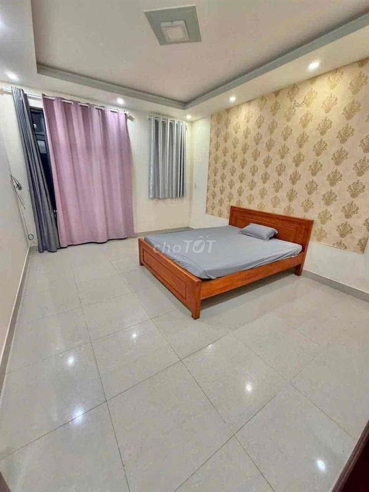 NHÀ ĐẸP 4PN FULL NỘI THẤT HXH NGAY TRỤC ĐƯỜNG PHẠM VĂN ĐỒNG TĐ