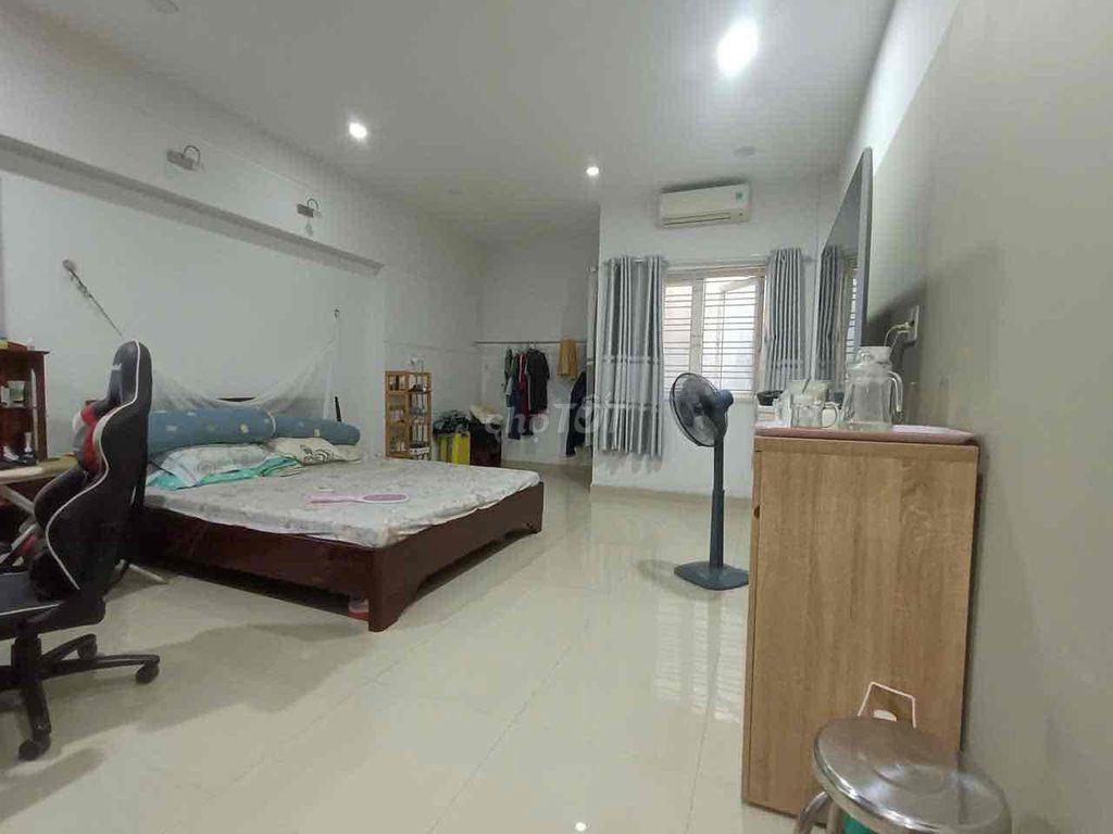 NHÀ ĐẸP 6PN MẶT TIỀN ĐƯỜNG SỐ NGAY QL13, HIỆP BÌNH PHƯỚC TĐ