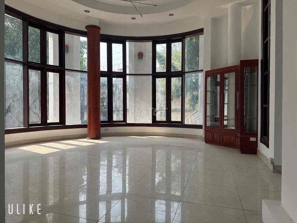 SIÊU BIỆT THỰ 1000M2 GỒM 8PN, CÓ HỒ BƠI NGAY SONG HÀNH XLHN, NGÃ 4 MK