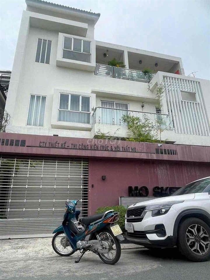 BIỆT THỰ 4PN DIỆN TÍCH KHỦNG MT CHỢ KIẾN THIẾT, NGAY NGÃ TƯ THỦ ĐỨC