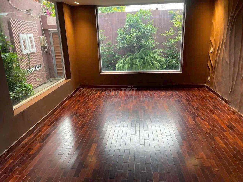 BIỆT THỰ 4PN DIỆN TÍCH KHỦNG MT CHỢ KIẾN THIẾT, NGAY NGÃ TƯ THỦ ĐỨC