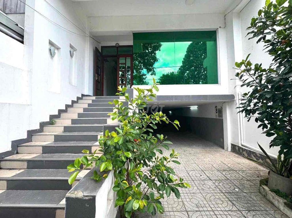 NHÀ ĐẸP 1T3L GỒM 5PN NGAY NHÀ HÀNG BÊN SÔNG_GIGAMALL THỦ ĐỨC