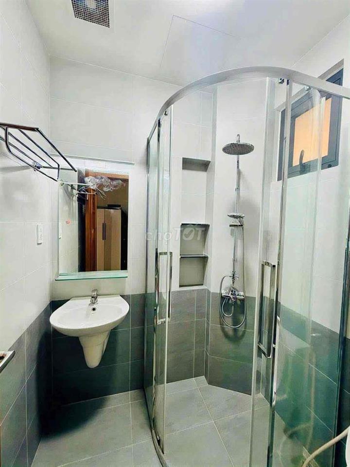 NHÀ MỚI 100% 5PN KẾ VẠN PHÚC CITY THỦ ĐỨC SÂN ĐẬU OTO SẴN MÁY LẠNH