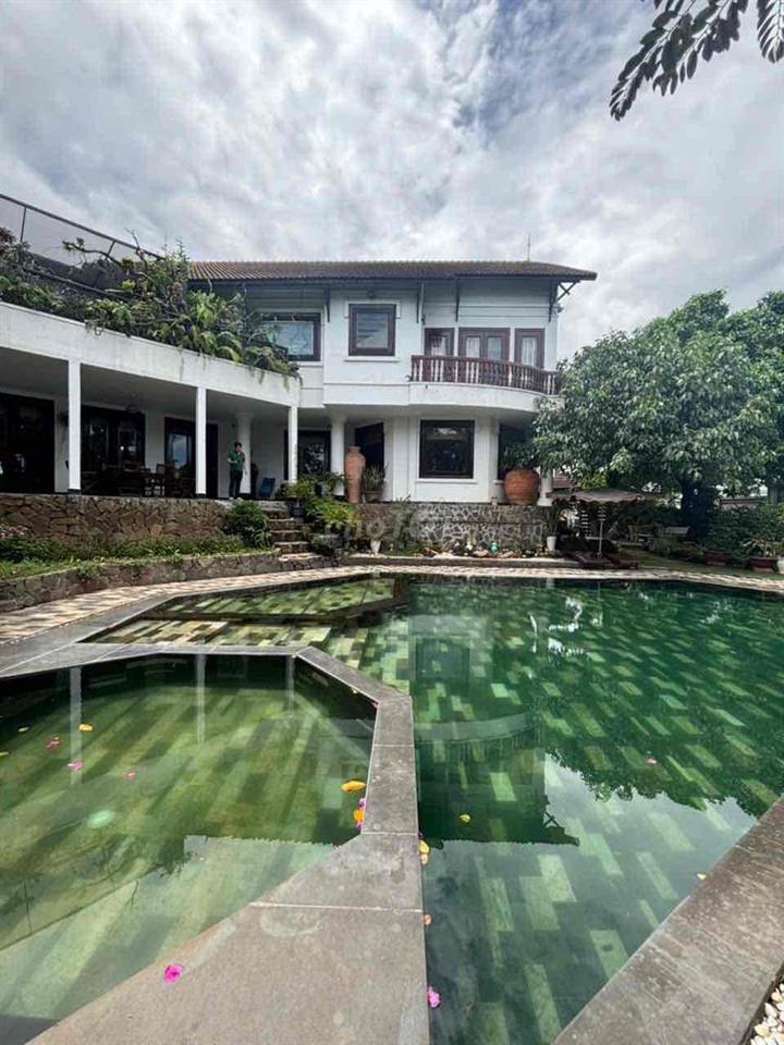 NHÀ NGUYÊN CĂN KDC HỒNG LONG,OTO ĐẬU TRONG NHÀ,GẦN VẠN PHÚC CITY
