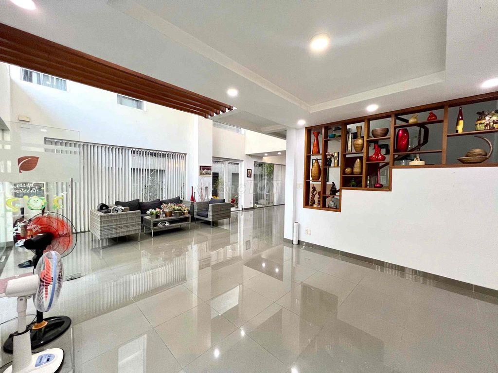 BIỆT THỰ SÂN VƯỜN KDC BÌNH DÂN-HIỆP BÌNH-GẦN GIGAMALL-8PN-OTO ĐẬU