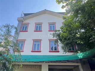 CHO THUÊ NHÀ MẶT TIỀN KHU HÀNH CHÍNH DĨ AN - BÌNH DƯƠNG