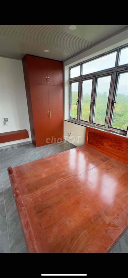 CHO THUÊ 3L, ST, TM, 5PN, MỚI XÂY 100%. Giá chỉ 30tr/tháng. 5x20m.