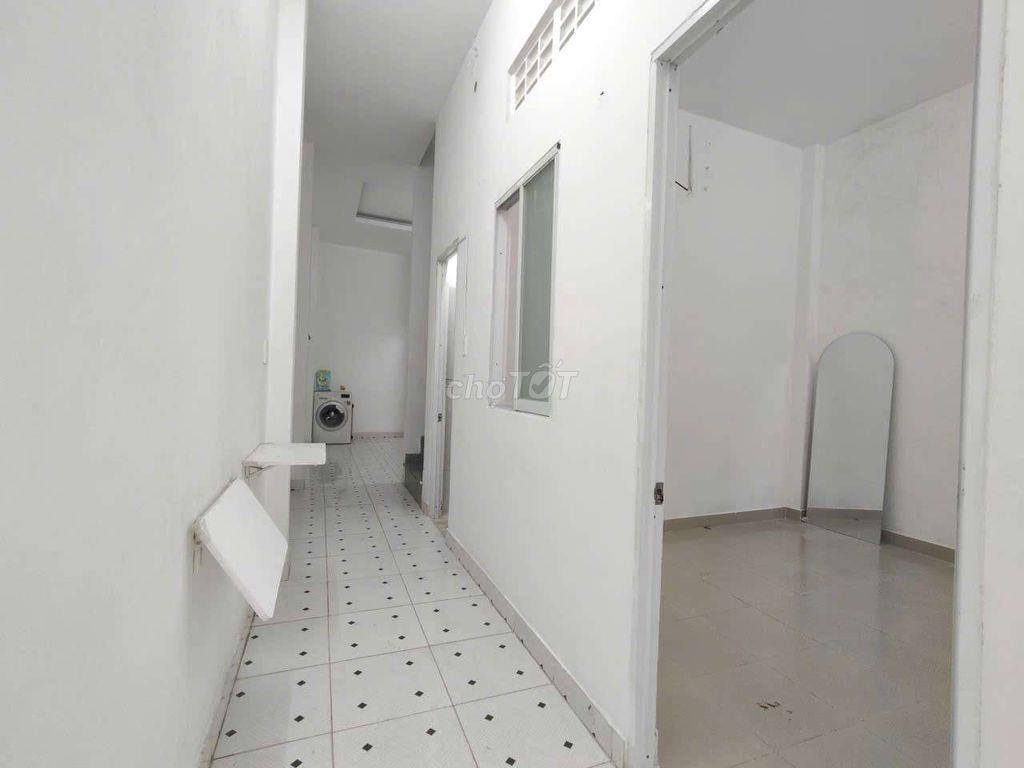 NHÀ SÂN RỘNG- VÕ VĂN NGÂN, ĐỐI DIỆN SPKT