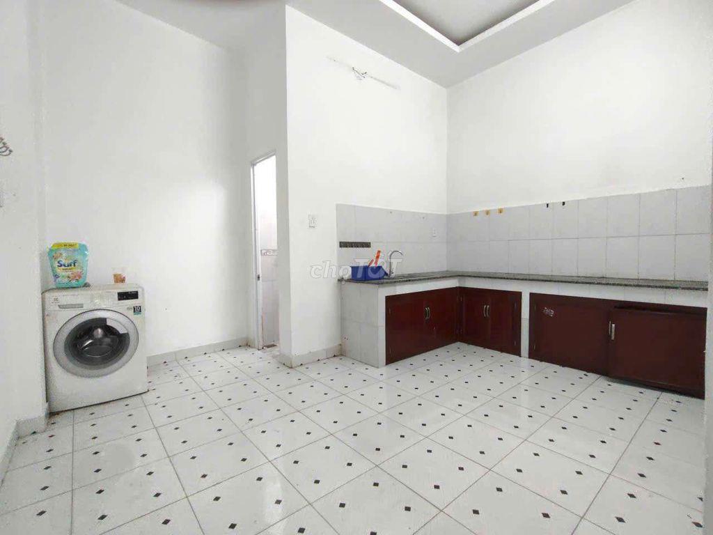 NHÀ SÂN RỘNG- VÕ VĂN NGÂN, ĐỐI DIỆN SPKT