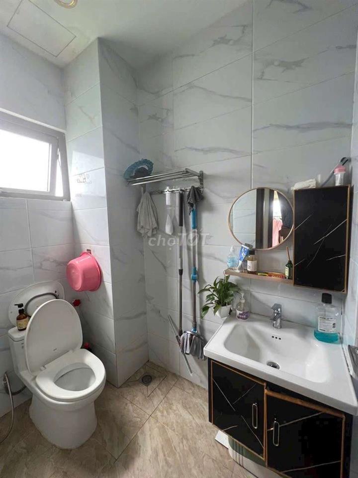 CĂN GÓC- NỞ HẬU ĐƯỜNG 11 TAM BÌNH, 4 PHÒNG NGỦ- CÓ THỂ THUÊ NGẮN HẠN