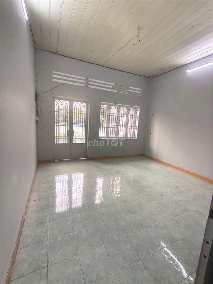 NHÀ 4PN ĐỐI DIỆN CÔNG VIÊN- GẦN VINCOM THỦ ĐỨC 