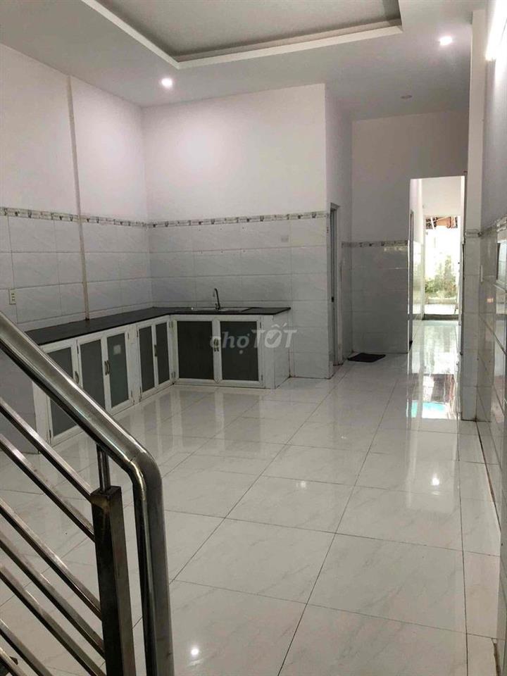 cho thuê nhà mặt tiền đường 12 Phước Bình,Q9 giá 12tr