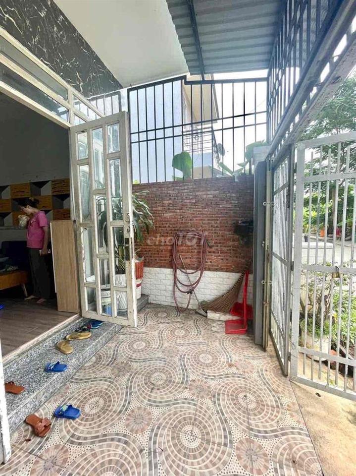 CHO THUÊ NHÀ NGUYÊN CĂN FULL NỘI THẤT QUẬN 9