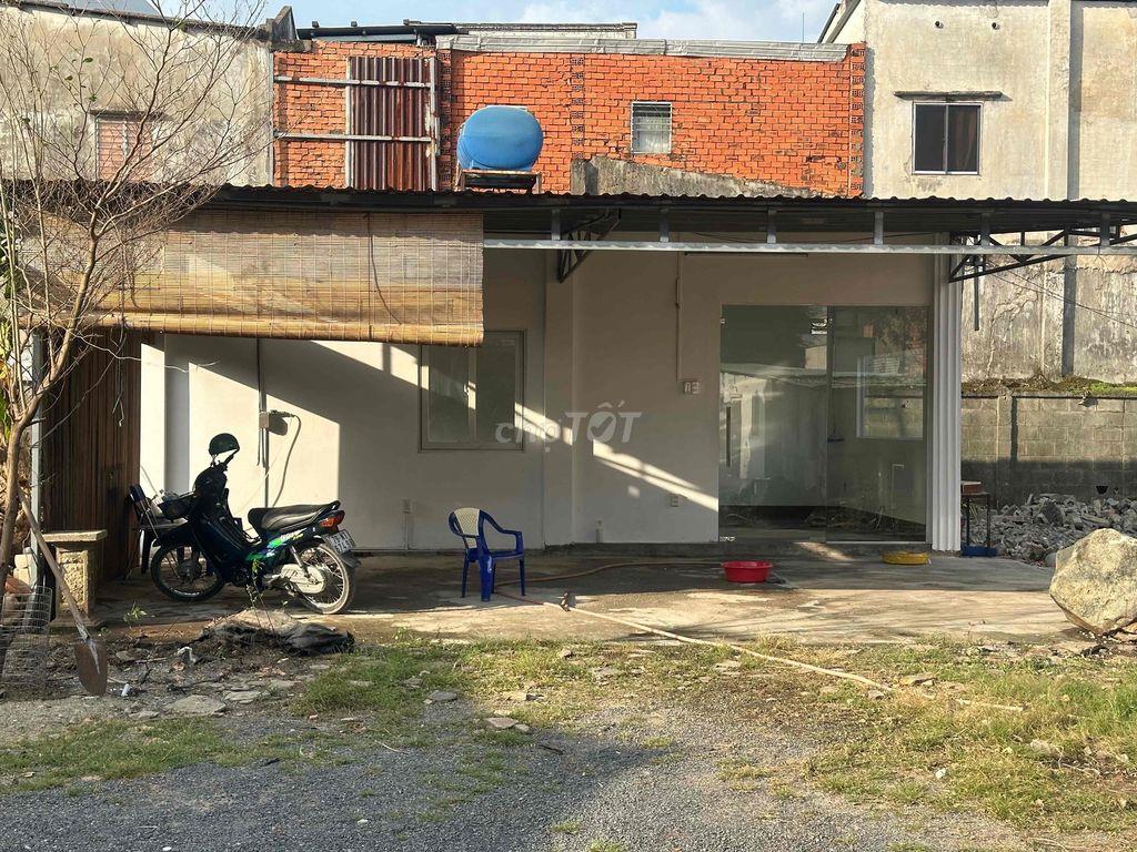 Cho Thuê Văn Phòng 50m2 Trong Khuôn Viên 3500m2 đất nhà