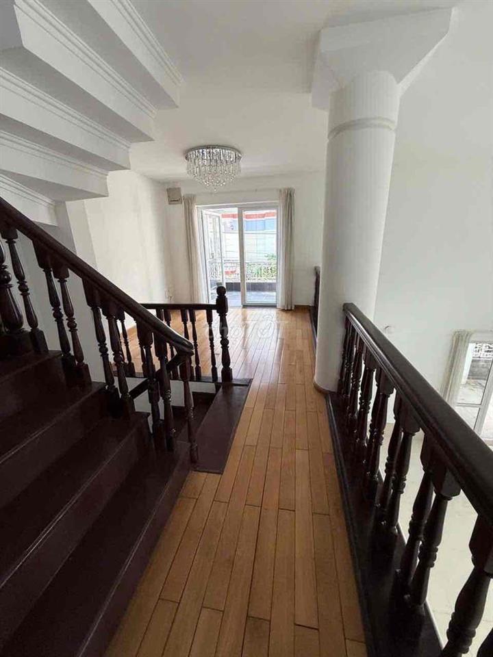 🍭Villa Thảo Điền 10x20m, trần cao Duplex Ở, VP, Studio,…