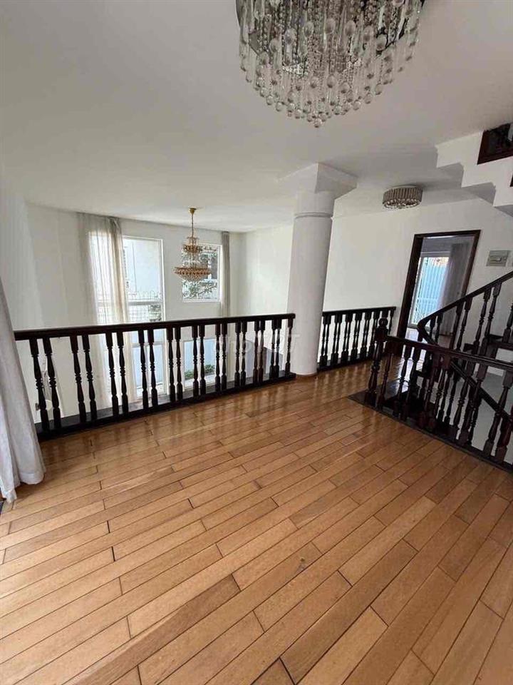🍭Villa Thảo Điền 10x20m, trần cao Duplex Ở, VP, Studio,…