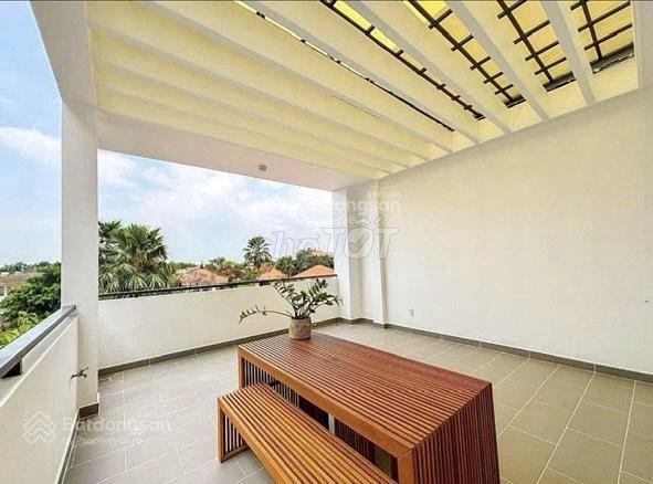 😍Gần Cầu Sài Gòn - Nhà (5x20m), có sân đậu ô tô, phù hợp ở&kinh doanh