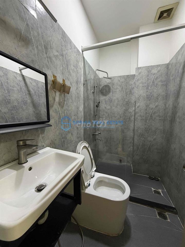 😍 Nhà đẹp như Homestay! 5 Phòng, Full Nội thất - sân đỗ ô tô