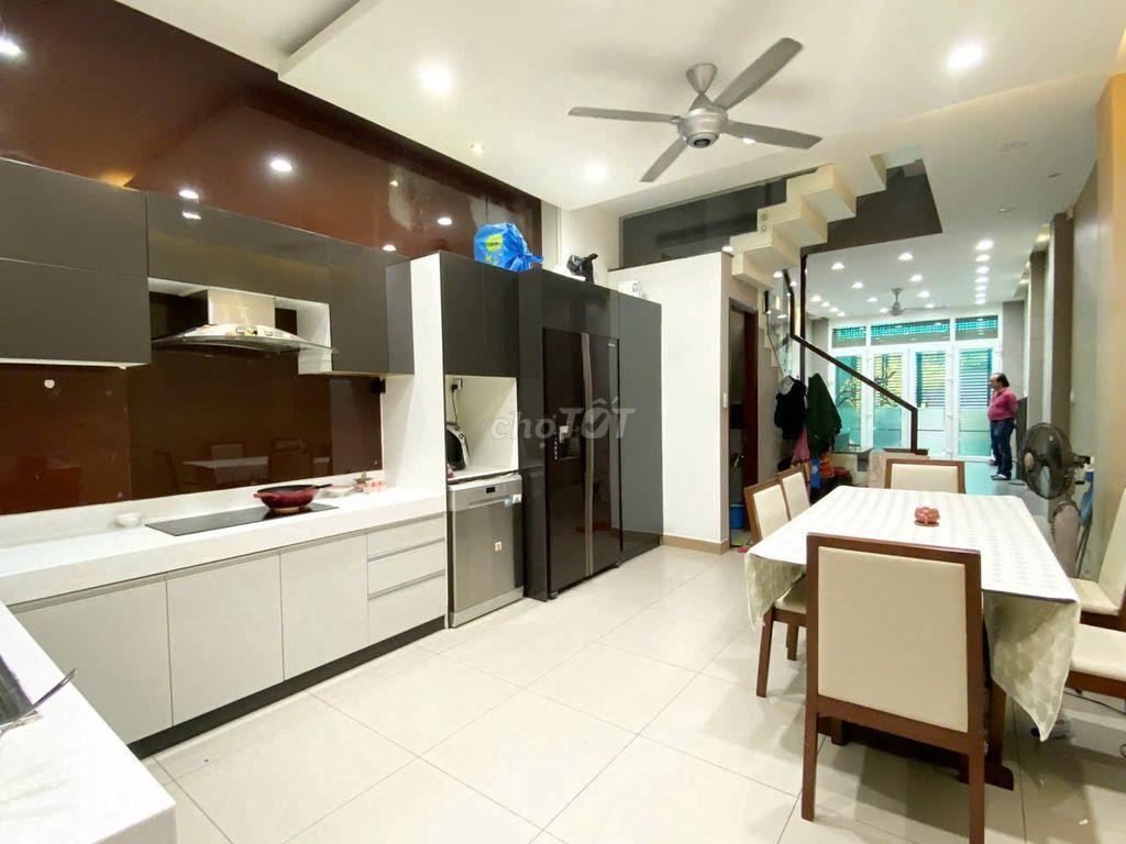 Siêu phẩm nhà nguyên căn trệt 2 lầu, 4 phòng, nhà gần công viên