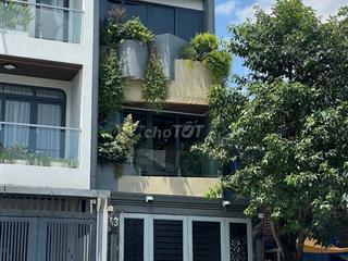Siêu phẩm nhà nguyên căn trệt 2 lầu, 4 phòng, nhà gần công viên