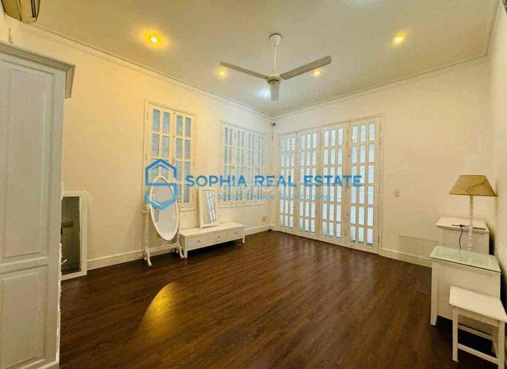 🥰 Villa style tân cổ điển - Tone trắng sạch sẽ xinh xĩu gần trường BIS