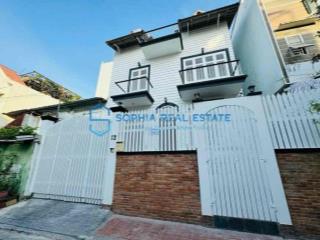 🥰 Villa style tân cổ điển - Tone trắng sạch sẽ xinh xĩu gần trường BIS