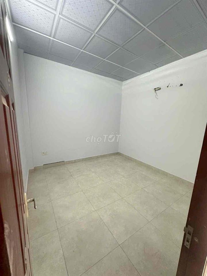 (14tr) Cho Thuê Nhà ,1 Trệt 2 lầu, Đường Xe Tải ,sát Đỗ Xuân Hợp-Q9