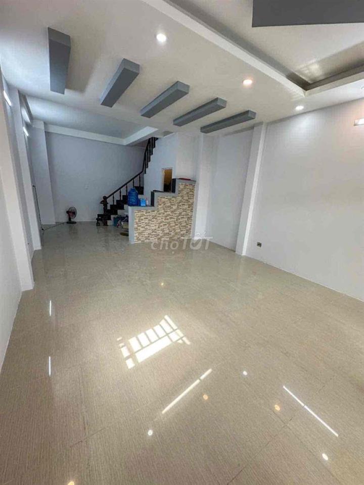 (14tr) Cho Thuê Nhà ,1 Trệt 2 lầu, Đường Xe Tải ,sát Đỗ Xuân Hợp-Q9