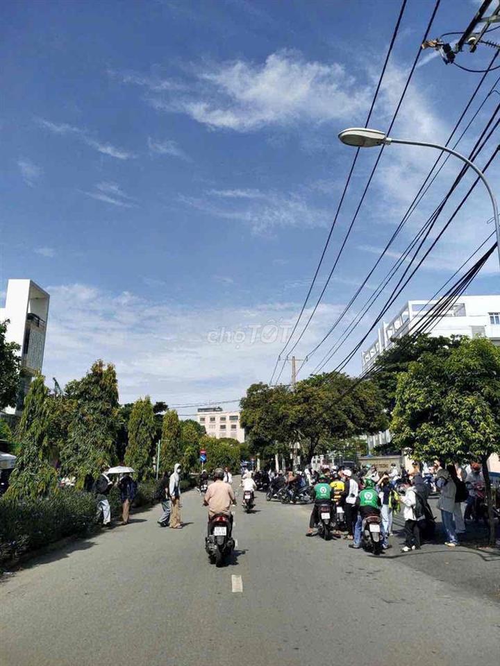 ( 18tr ) Cho Thuê Mặt Bằng  . 1 Trệt, 2 Lầu , Sát Đỗ Xuân Hợp PLB - Q9