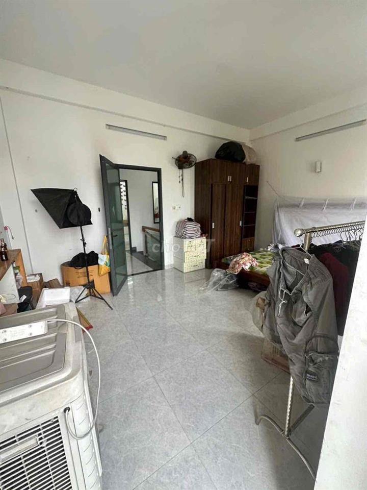 (12tr) Cho Thuê Nhà Nguyên Căn ( 1 Trệt , 2 lầu ) Phước Long A - Q9