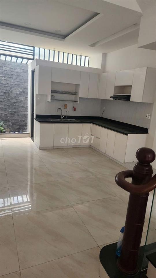 Cho Thuê Nhà 1 Trệt 2 Lầu 3PN,3WC đường Nguyễn Duy Trinh 