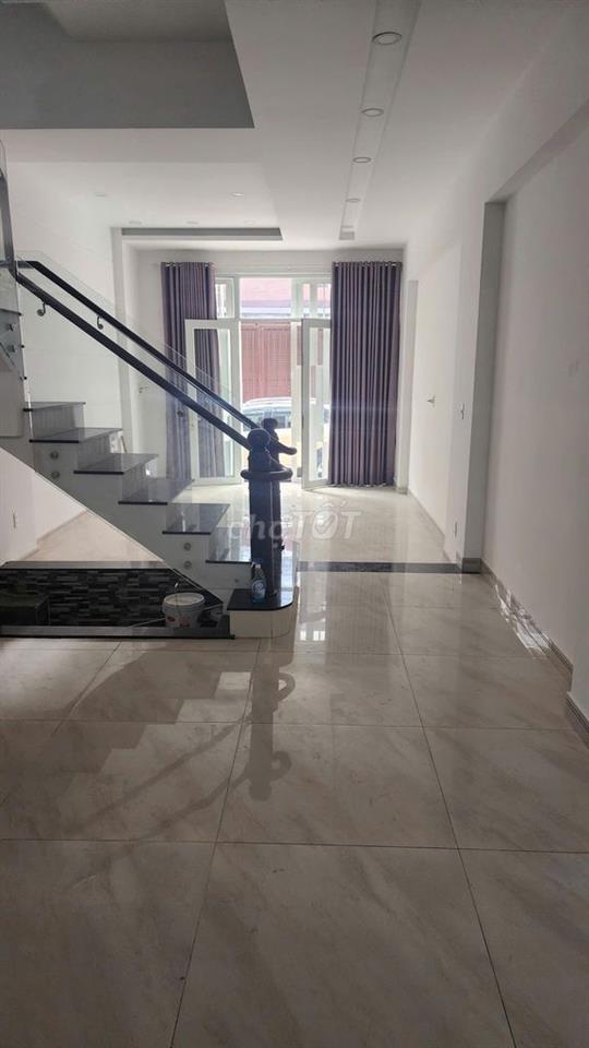 Cho Thuê Nhà 1 Trệt 2 Lầu 3PN,3WC đường Nguyễn Duy Trinh 